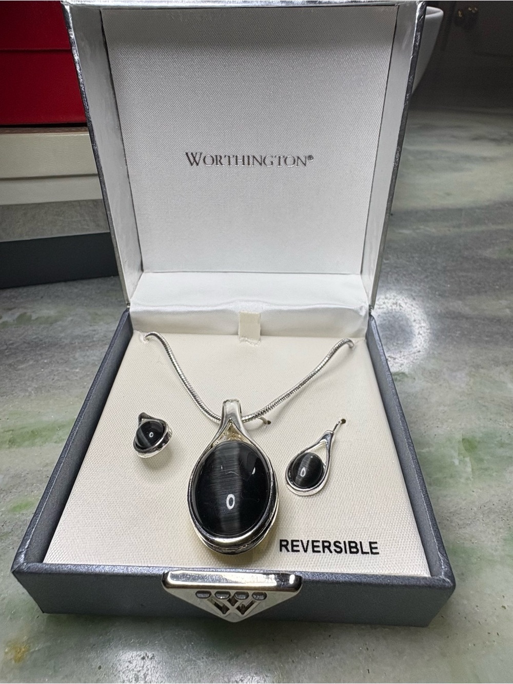Worthington Black and Silver Reversible Pendant Necklace with Earrings